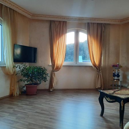 Lyra Apartments Karlowe Wary Zewnętrze zdjęcie